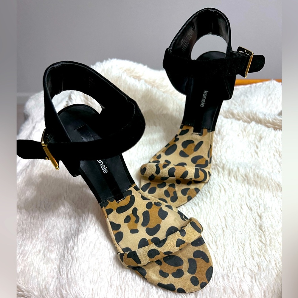 Kensie Leopard Dress Heels 6